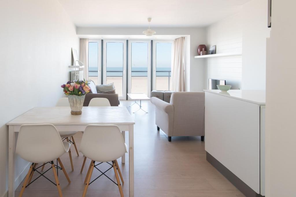 Sealover Ostend Luaran gambar